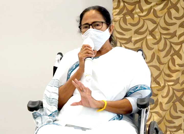 mamata banerjee vaccine Bengali News
