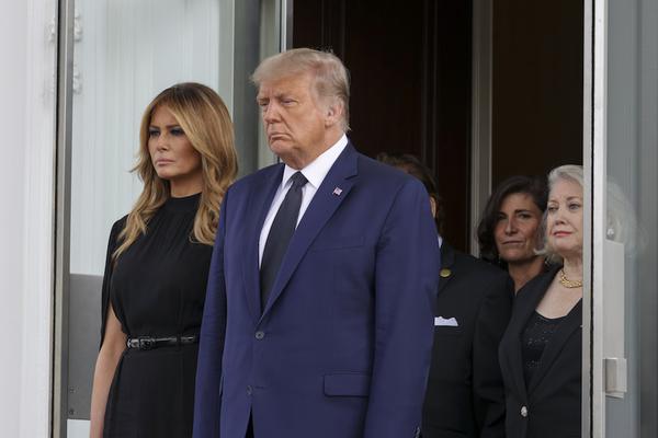 Donald Trump &  Melania Trump আমেরিকার প্রেসিডেন্ট ডোনাল্ড ট্রাম্প এবং ফার্স্ট লেডি মেলানিয়া ট্রাম্প
