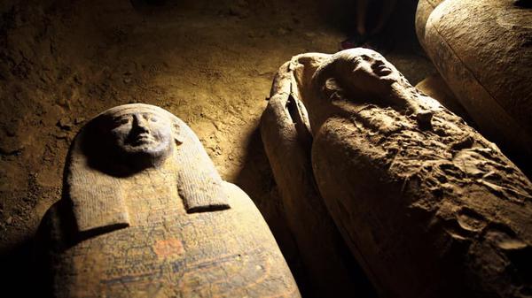 egypt-excavation-coffin 4