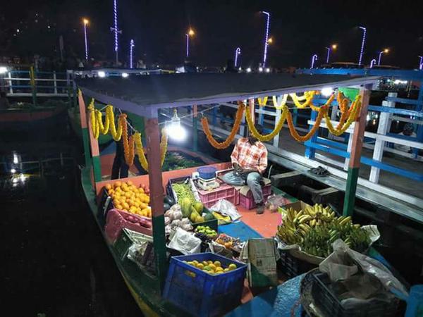 floating market পাটুলির ভাসমান বাজার